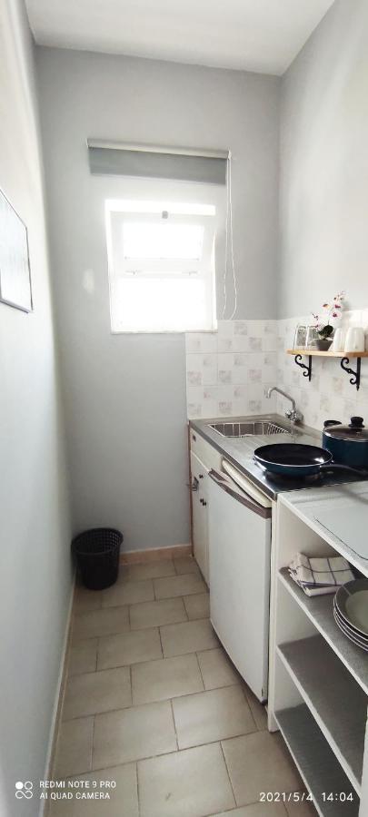 Irene Studios Kavos Luaran gambar